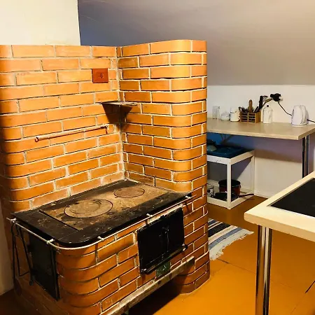 Karske Stuudiokorter * Tapa
